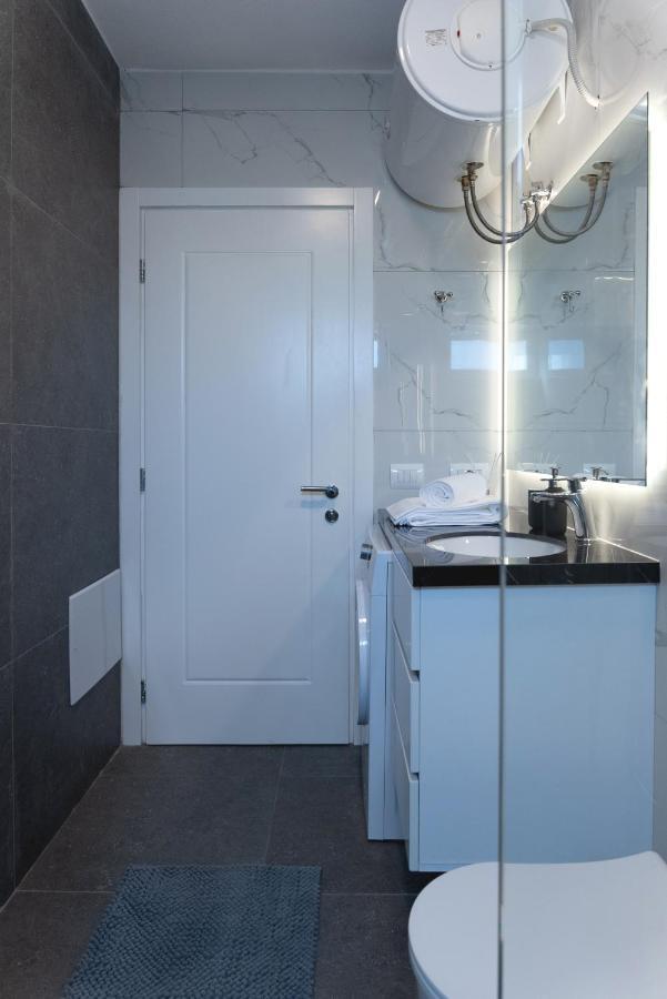 City Center Apartment Tirana Extérieur photo